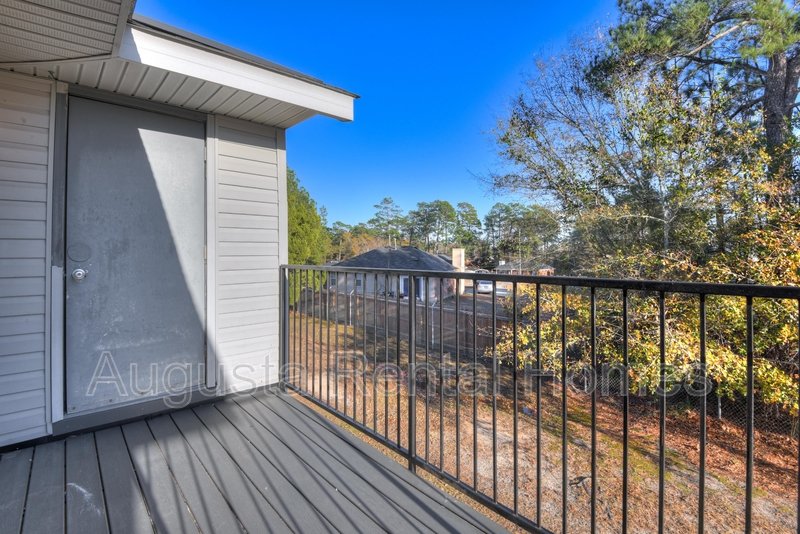 2810D Thomas Lane property image