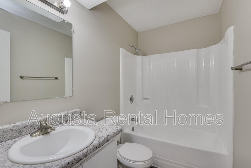 2573 Tobacco Road - C property image