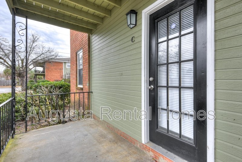 2573 Tobacco Road - C property image