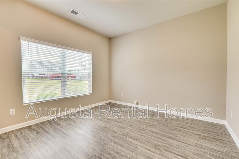 5054 Vine Lane property image