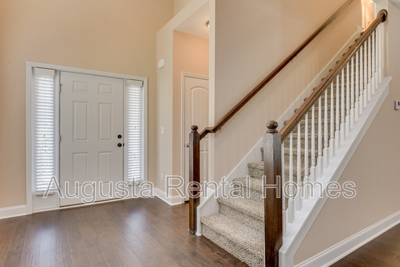 926 Linsmore Avenue property image