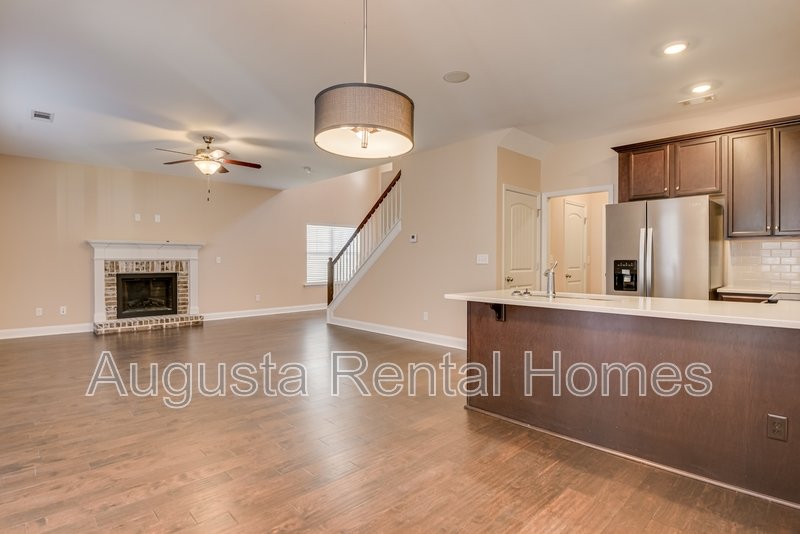 926 Linsmore Avenue property image