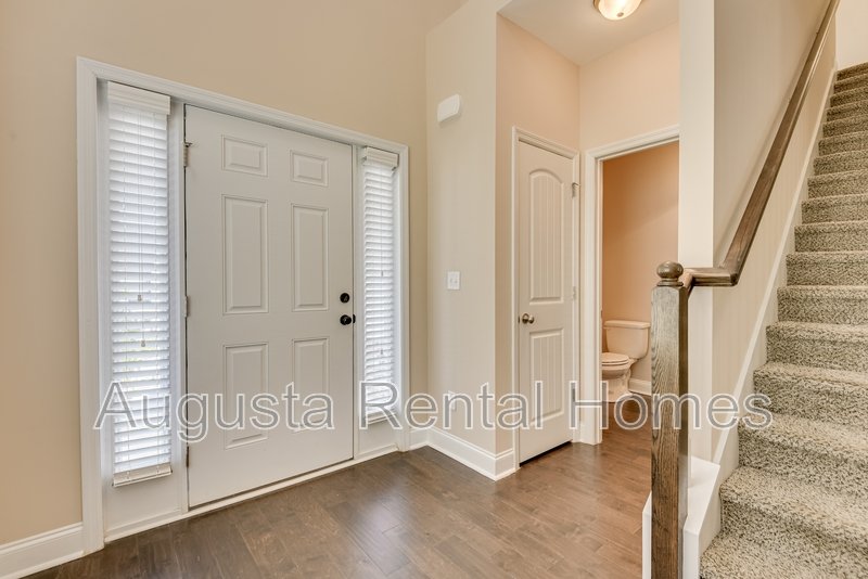 926 Linsmore Avenue property image