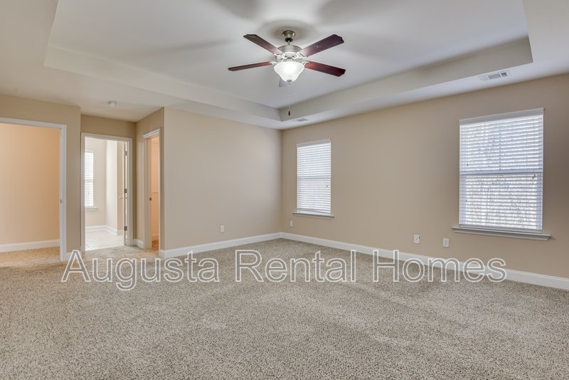 926 Linsmore Avenue property image