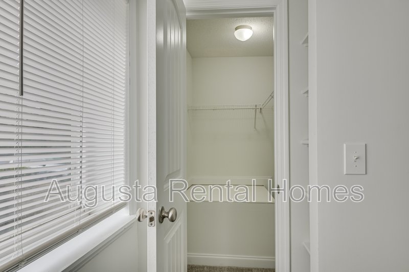 2905 Arrowhead Drive - L10 property image