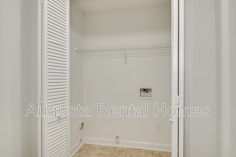 2905 Arrowhead Drive - L10 property image