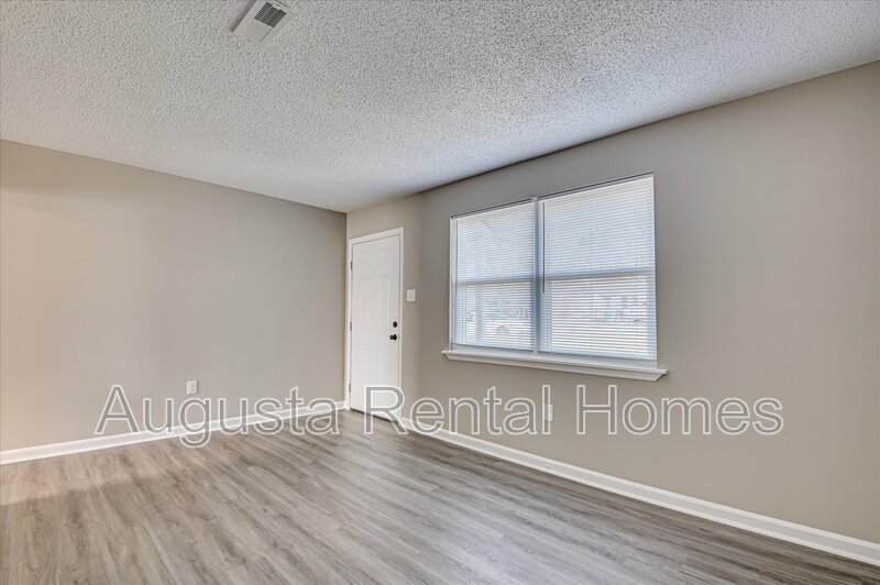 3422 Chadbourne Street property image