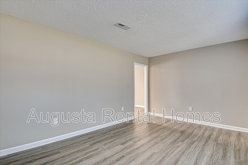 3422 Chadbourne Street property image