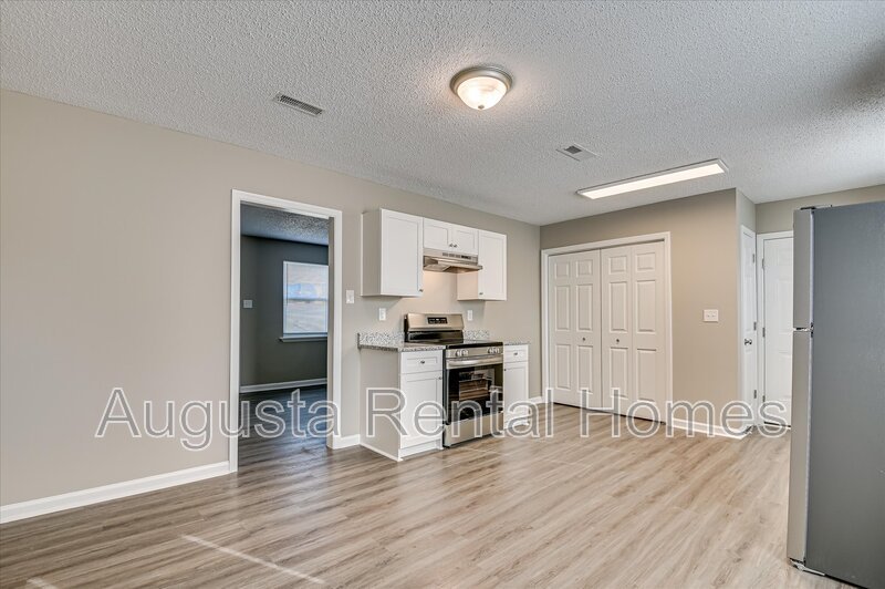 3422 Chadbourne Street property image