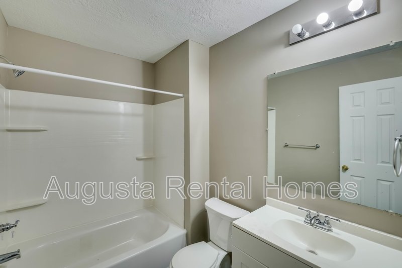 2451A Jennings Road property image