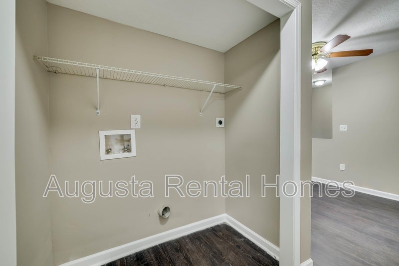 2451A Jennings Road property image