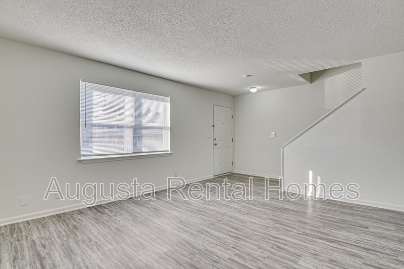 2905 Arrowhead Drive - K5 property image