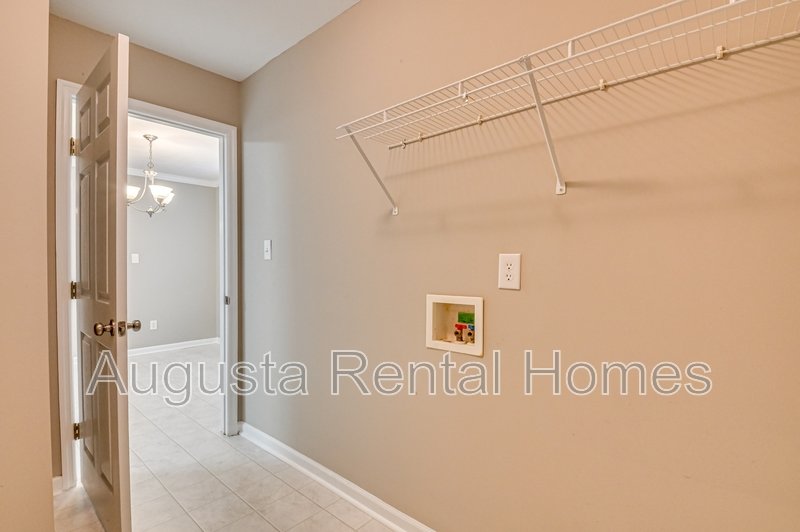 4866 Orchard Hill Drive property image