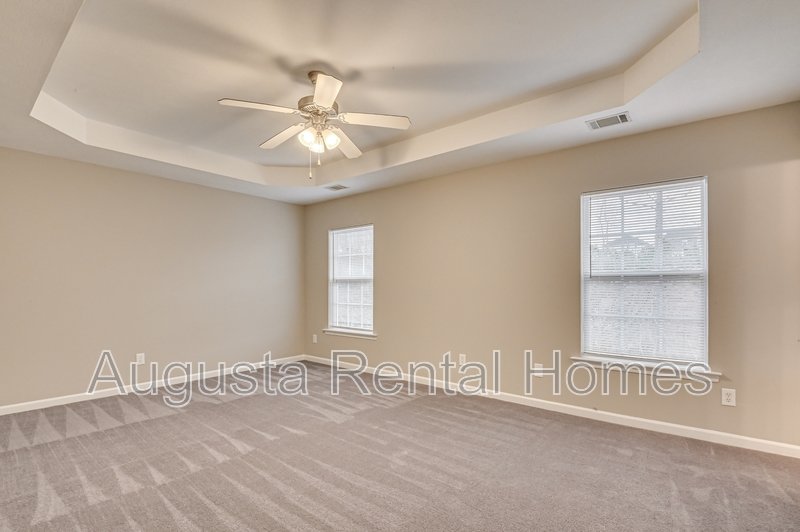 4866 Orchard Hill Drive property image