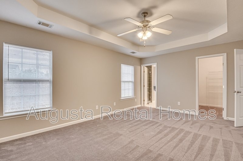 4866 Orchard Hill Drive property image