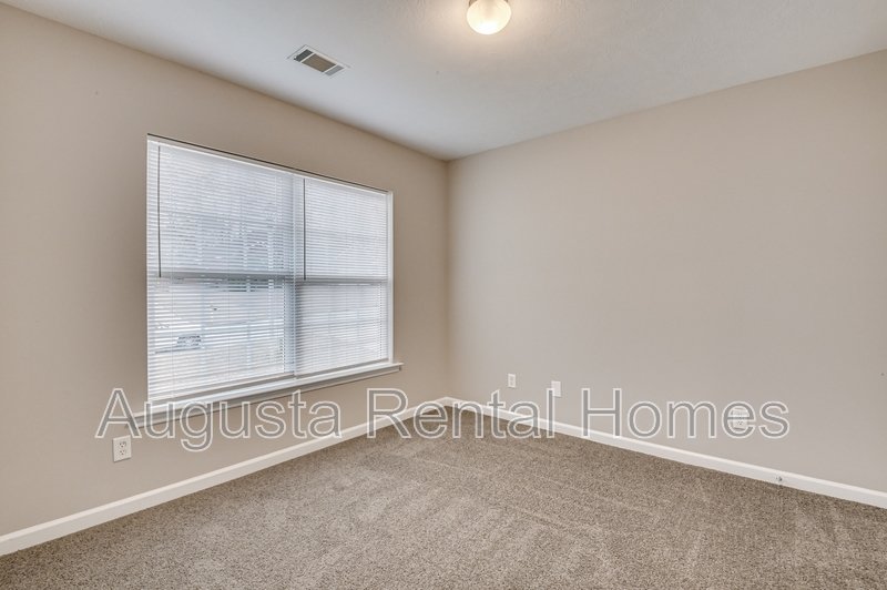 4866 Orchard Hill Drive property image