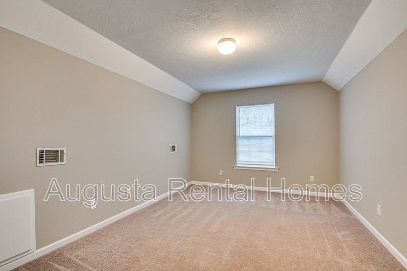 4866 Orchard Hill Drive property image