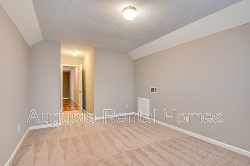 4866 Orchard Hill Drive property image