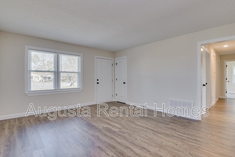 2000 Coleman Court property image