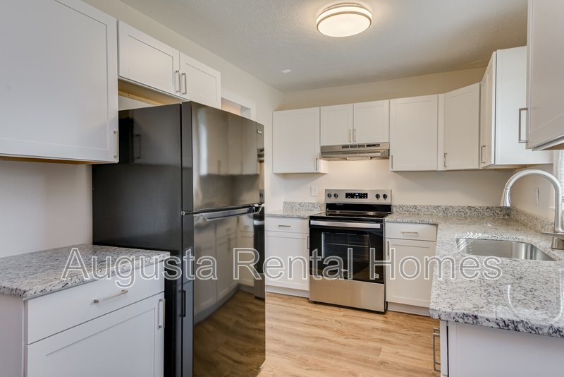 2000 Coleman Court property image