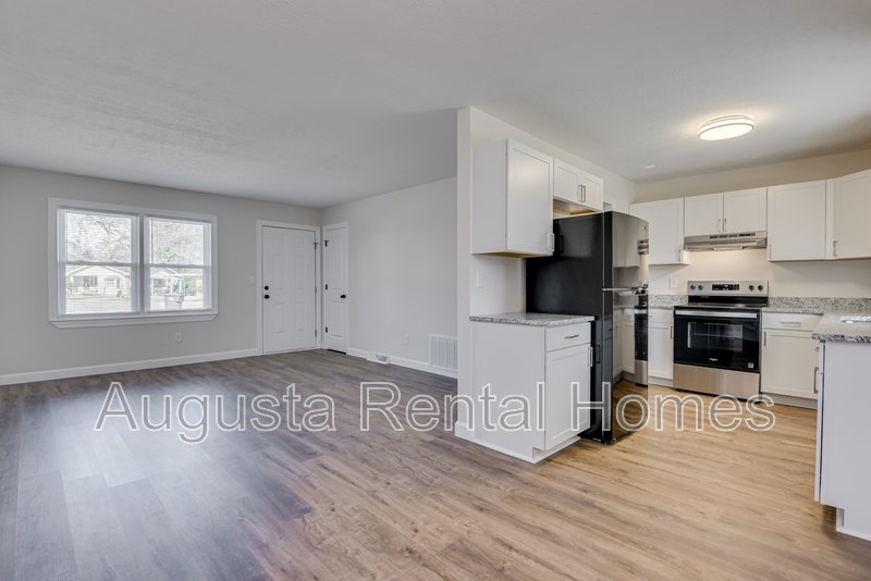 2000 Coleman Court property image