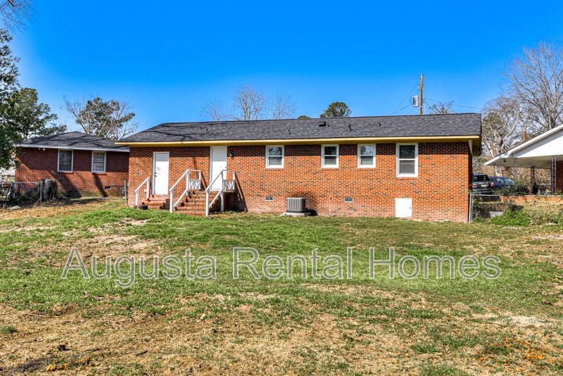 2000 Coleman Court property image