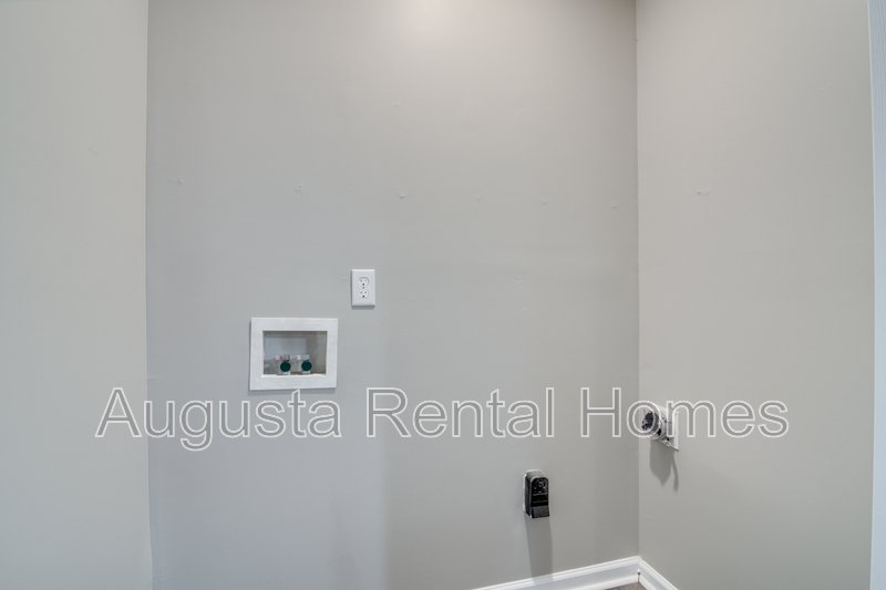 4035 Calypso Drive property image