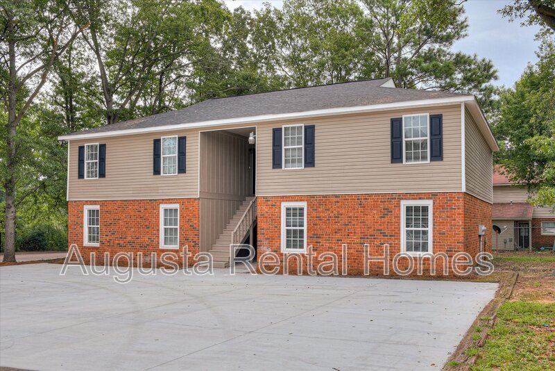 168 Conifer Drive property image