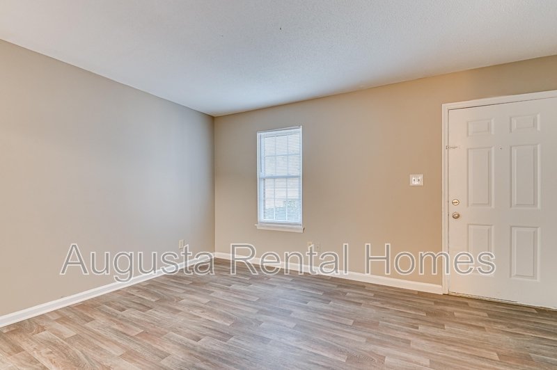 1638G Cleveland Street property image