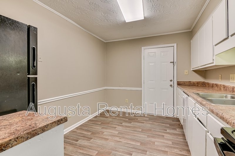 1638G Cleveland Street property image