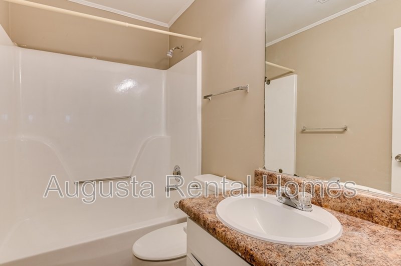 1638G Cleveland Street property image