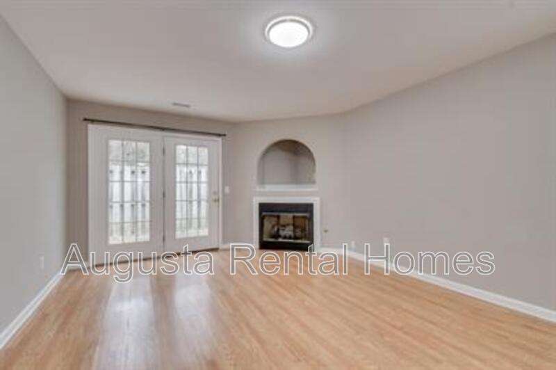 102 Kelly Drive property image