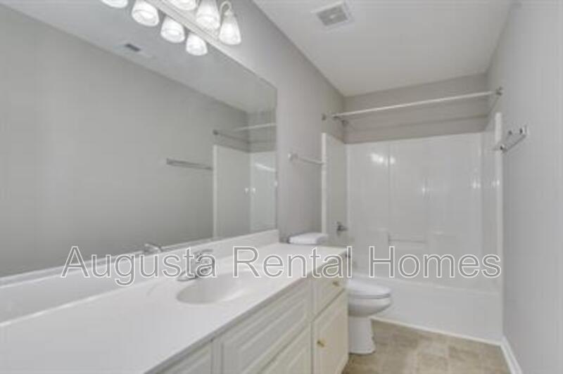 102 Kelly Drive property image