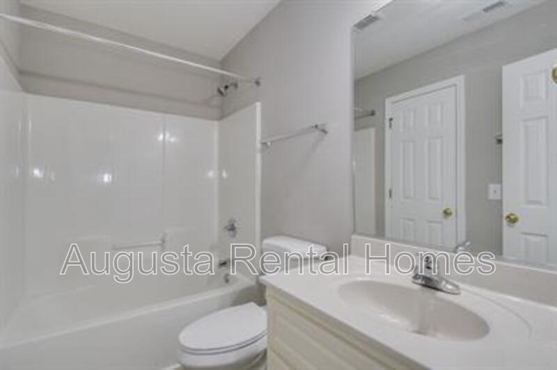 102 Kelly Drive property image