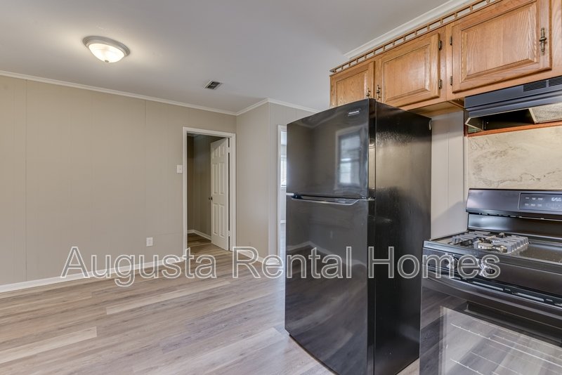 3330 Young Forest Drive property image