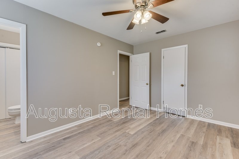 3330 Young Forest Drive property image