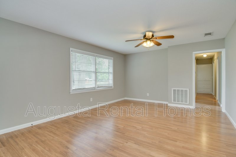 3327 Westcliffe Court property image