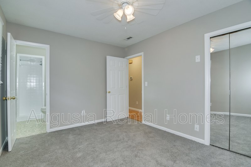 3327 Westcliffe Court property image