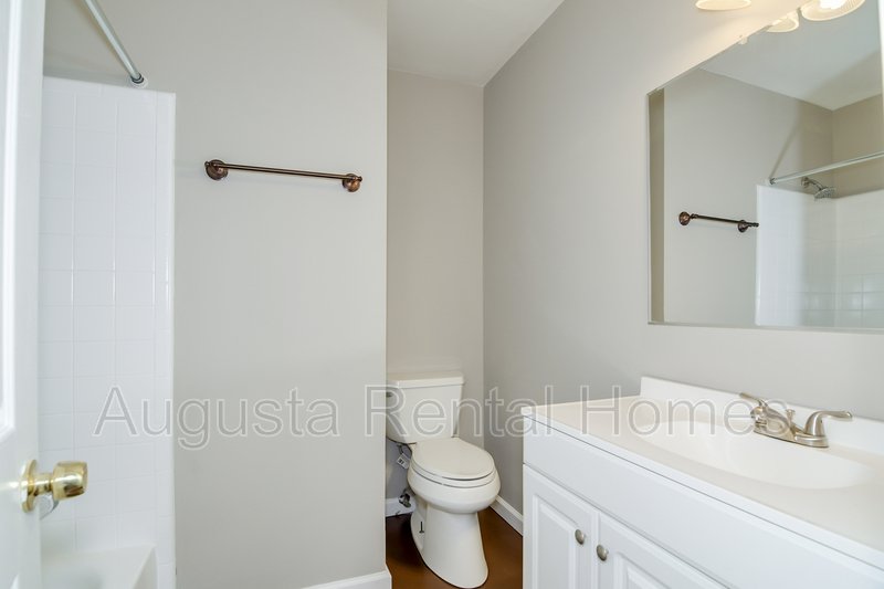 3327 Westcliffe Court property image