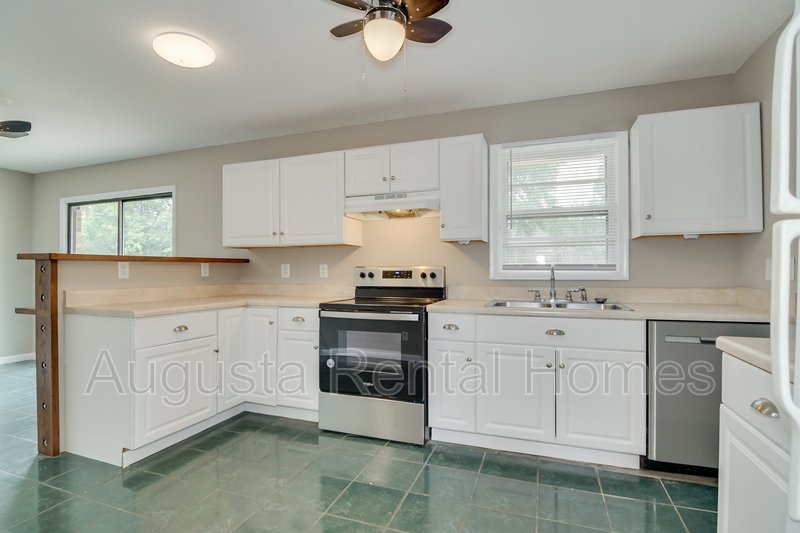 3327 Westcliffe Court property image