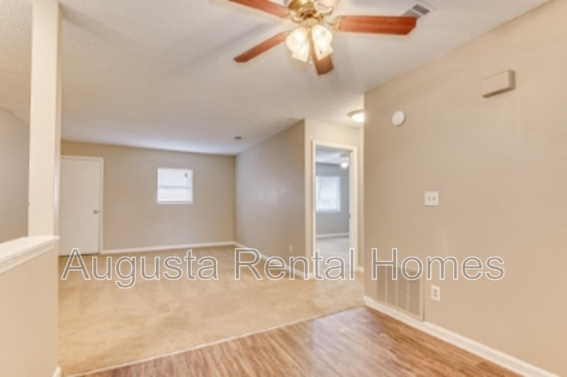 2902D Ridge Court property image