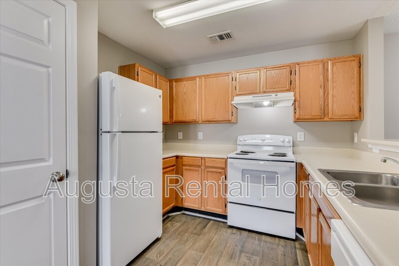 320 Peachtree Street - 320-1 property image
