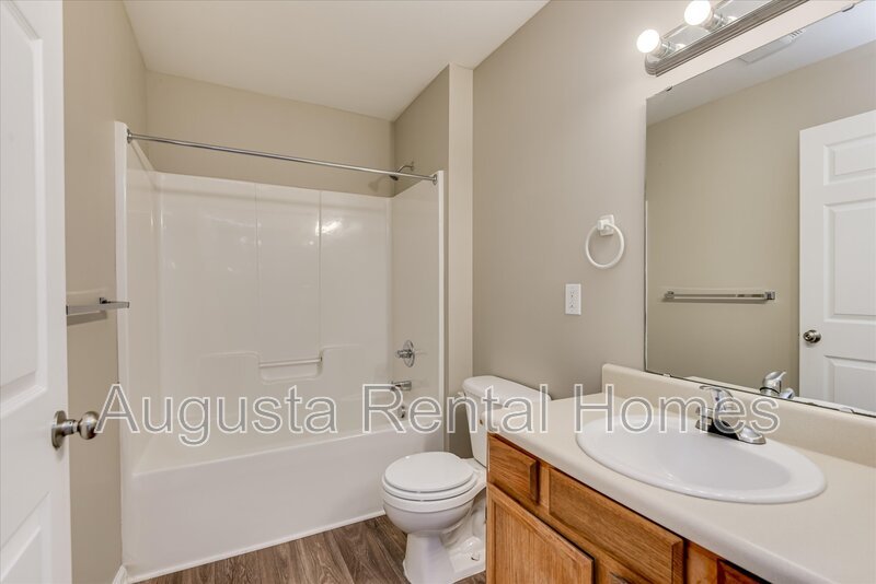 320 Peachtree Street - 320-1 property image