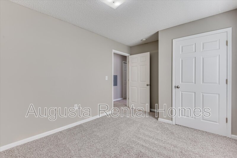 320 Peachtree Street - 320-1 property image