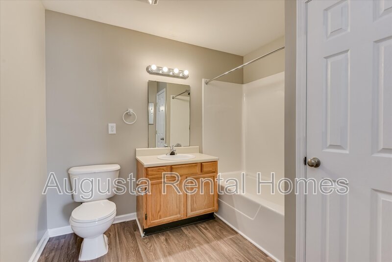 320 Peachtree Street - 320-1 property image