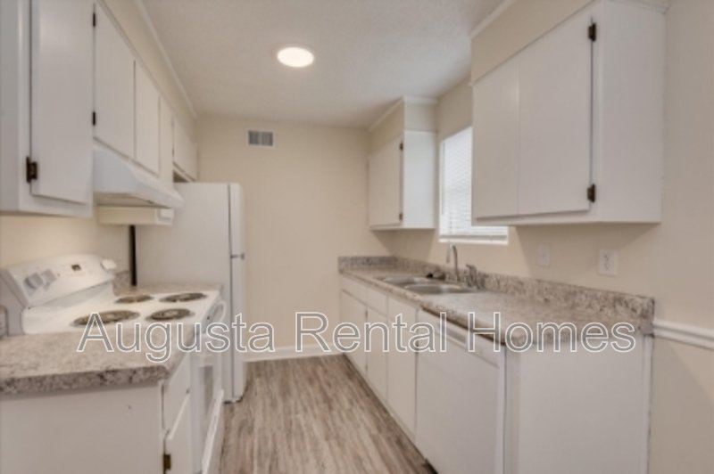 2573 1/2 Tobacco Road - D property image