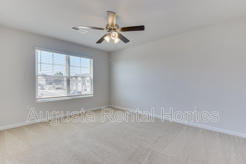 818 Quaint Parish Circle property image