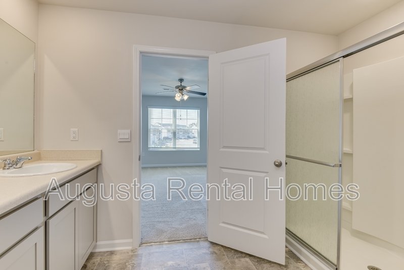 818 Quaint Parish Circle property image