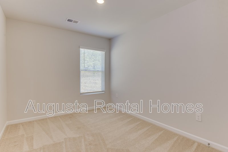 818 Quaint Parish Circle property image