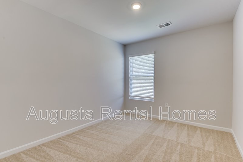 818 Quaint Parish Circle property image